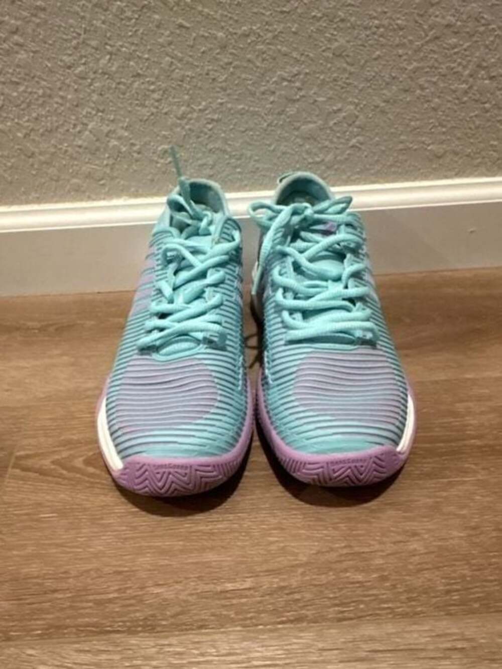 K-Swiss Hypercourt Supreme Low Women's Tennis Shoes 96615-467-M Size 9